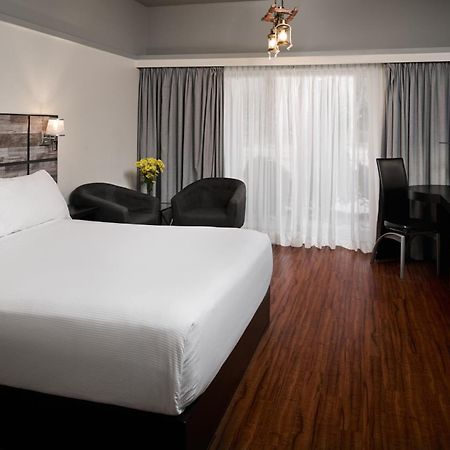 Samuels Boutique Hotel Goderich Eksteriør billede